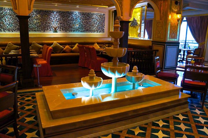 Турецкий ресторан Lalezar в отеле Jumeirah Zabeel Saray